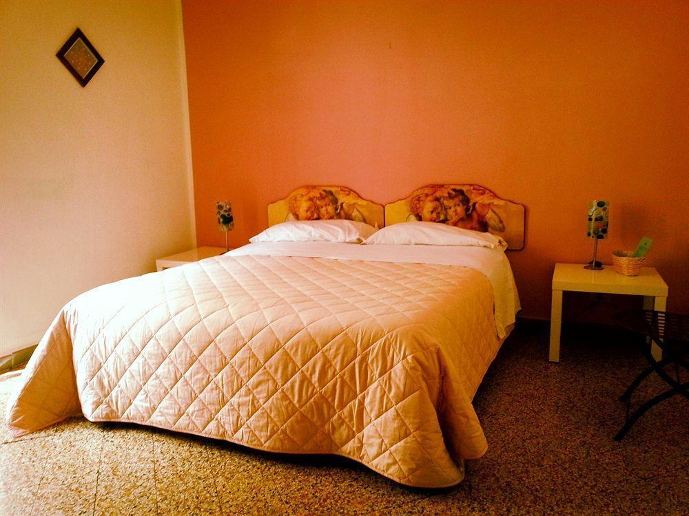 Hotel Regina Palermo Zewnętrze zdjęcie