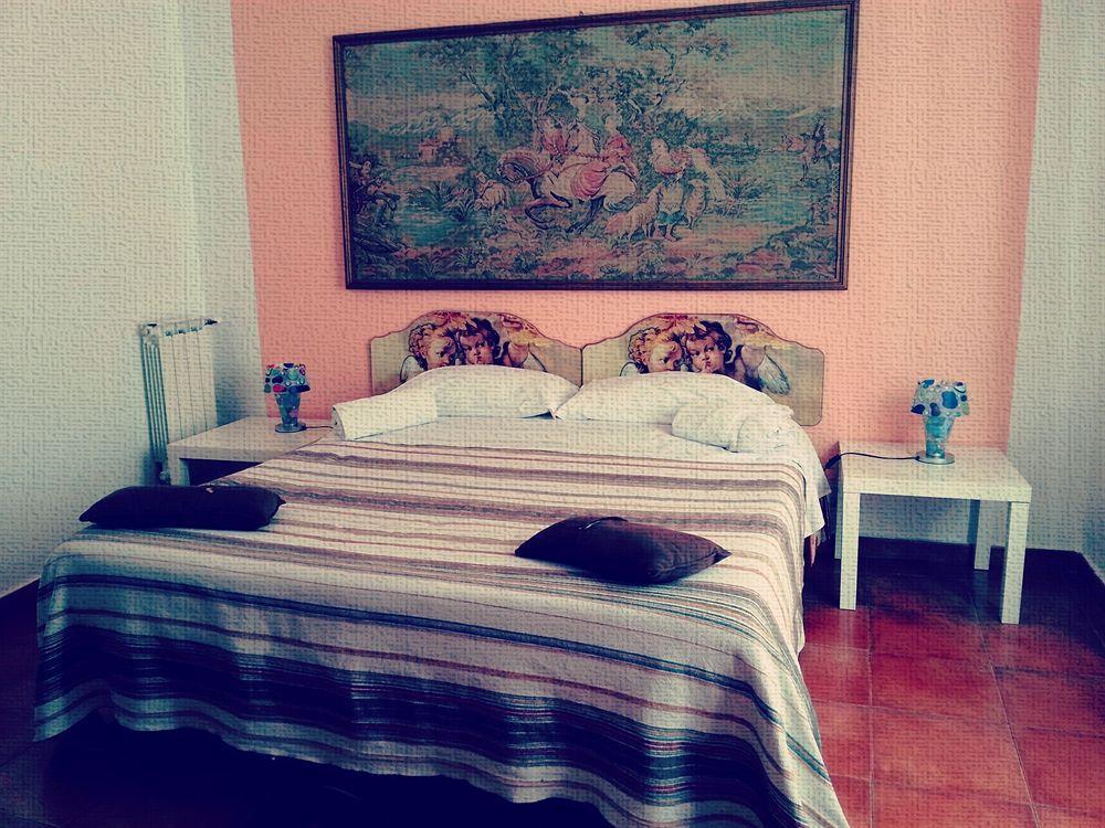Hotel Regina Palermo Zewnętrze zdjęcie